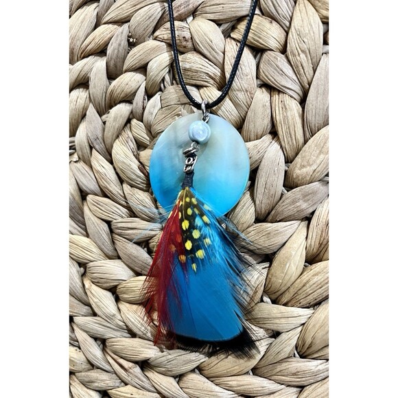 Artisan Crafted 1.5" Round Blue Mother of Pearl & Bird Feather Pendant Necklace - Picture 3 of 8